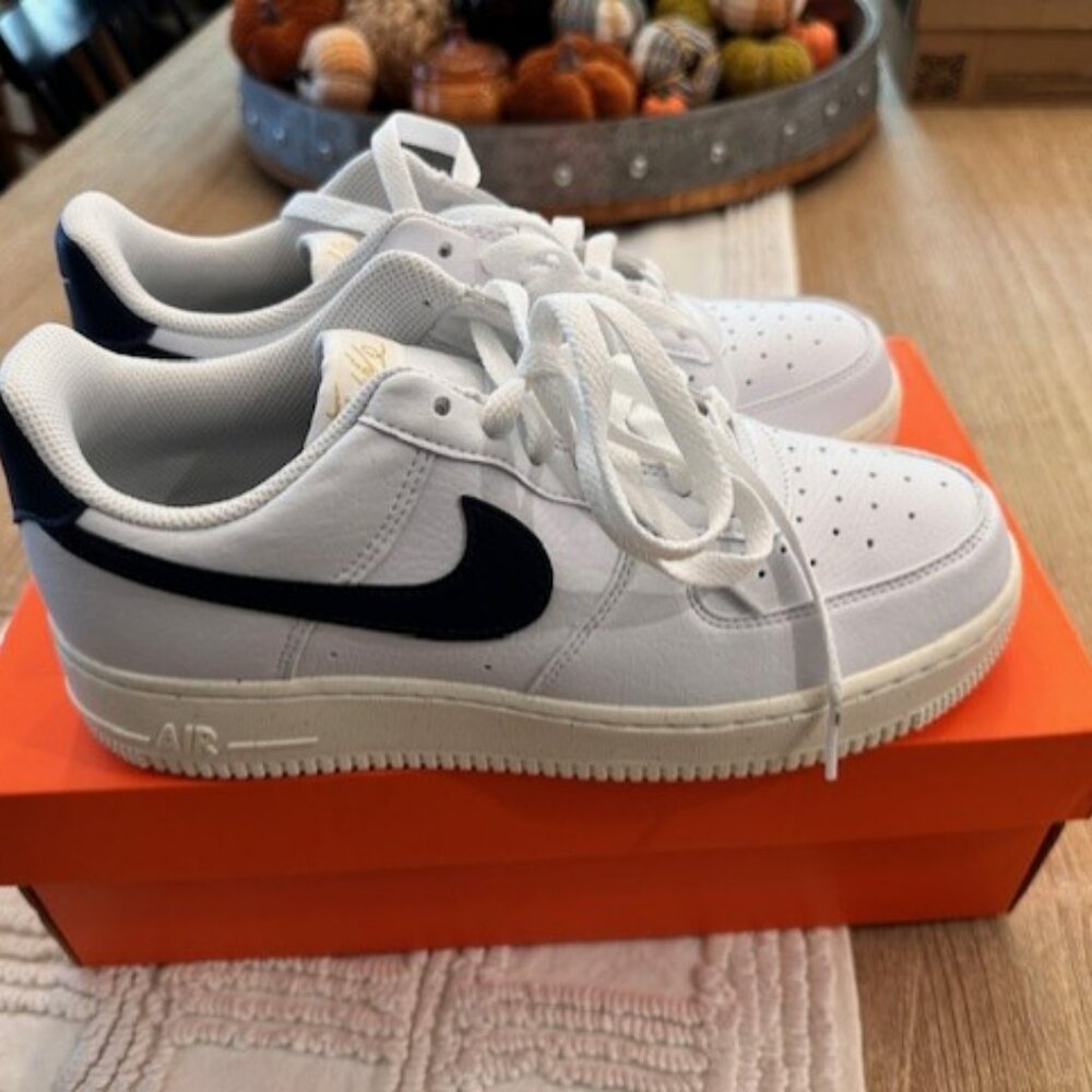 Nike Air Force 1 '07 Next Nature White with Navy